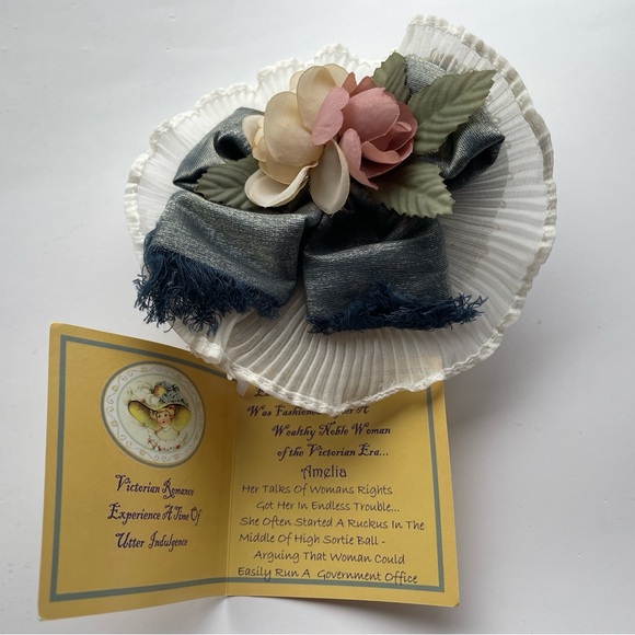 RARE Vintage Victoria Rosewood Collection Old Fashion Victorian Doll Hat - Picture 9 of 11